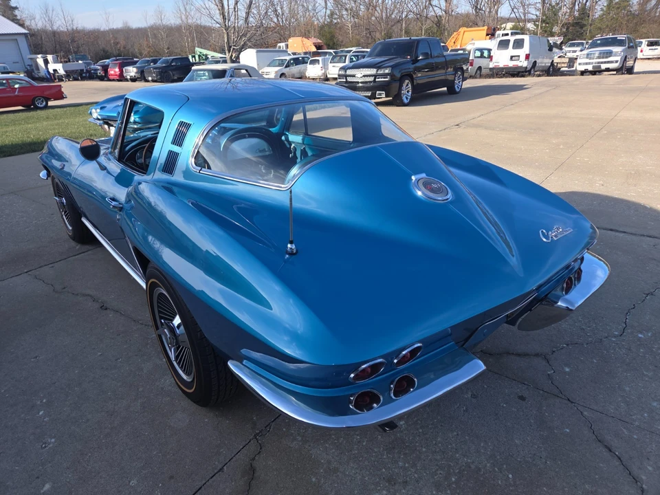 1965 Chevrolet Corvette C2 - Image 16 of 21