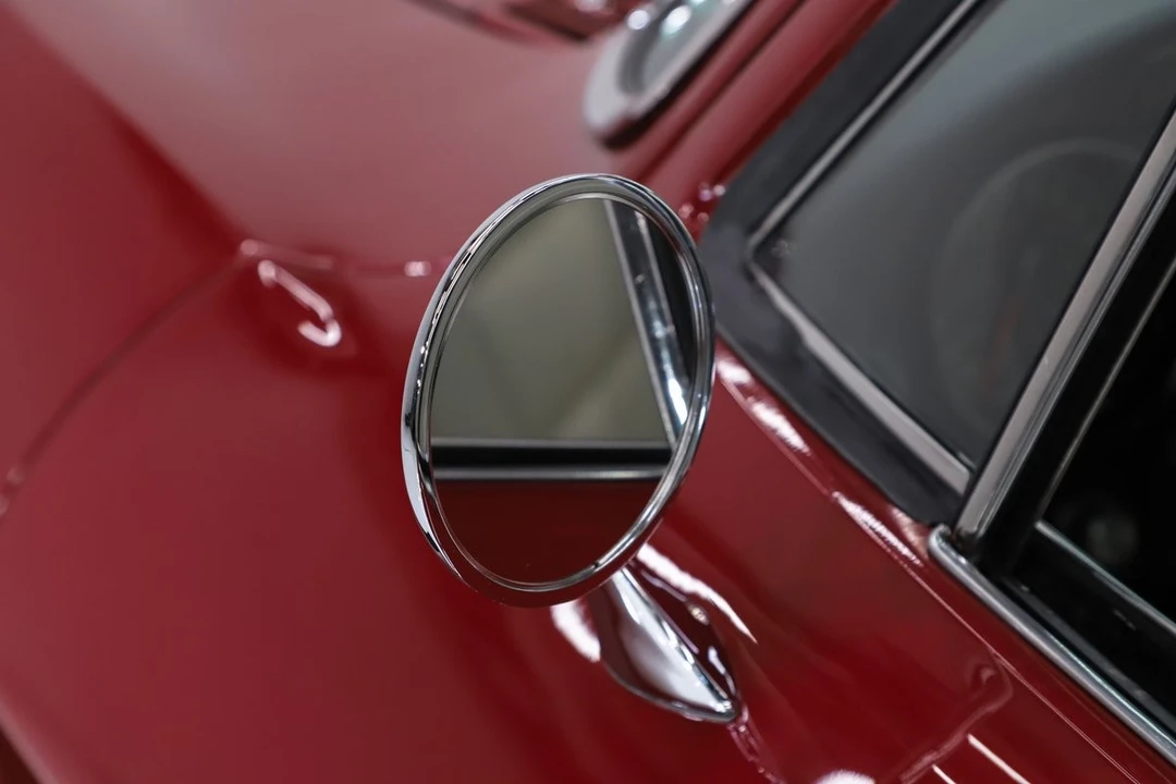 1965 Chevrolet Corvette C2 - Image 9 of 31