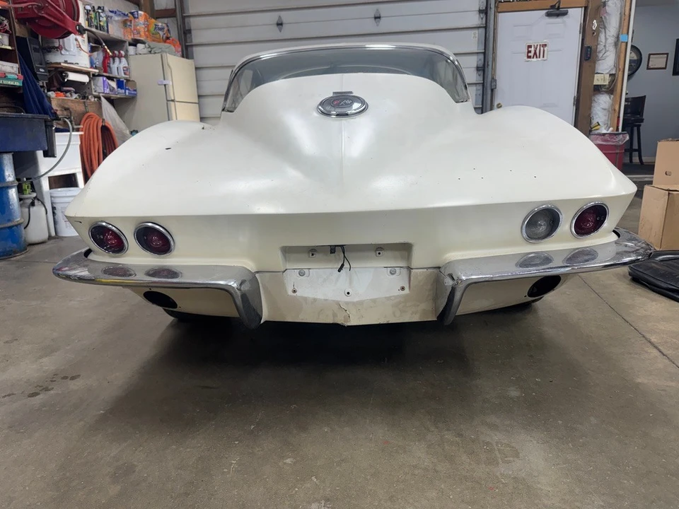 1965 Chevrolet Corvette C2 - Image 7 of 31