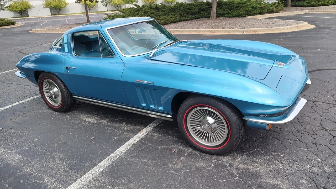 1965 Chevrolet Corvette C2 - Image 5 of 21