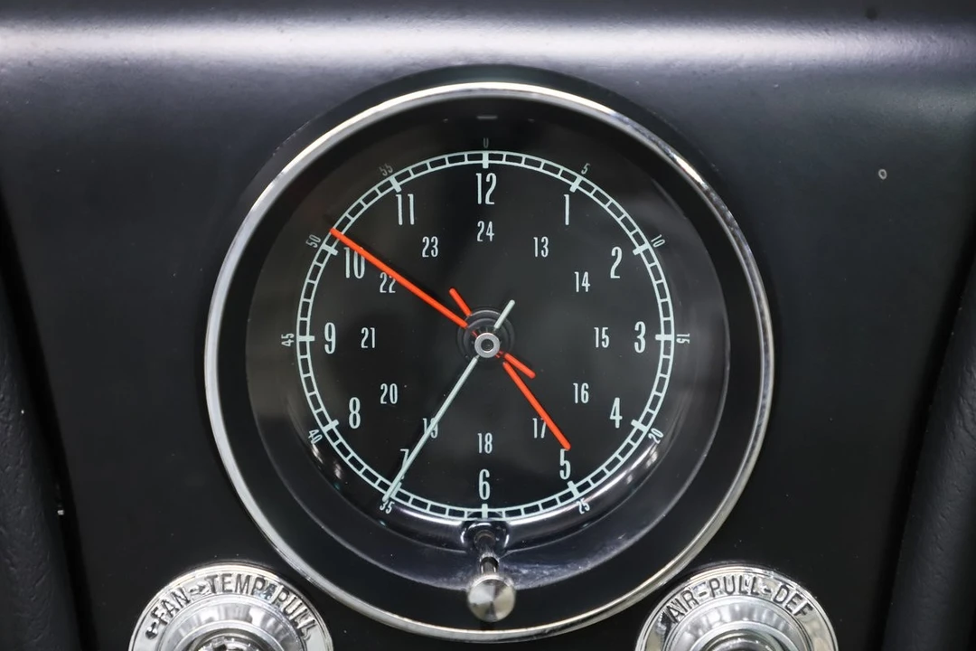 1965 Chevrolet Corvette C2 - Image 31 of 31