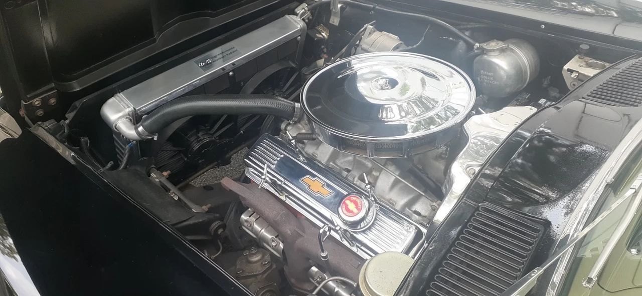 1965 Chevrolet Corvette C2 - Image 15 of 31