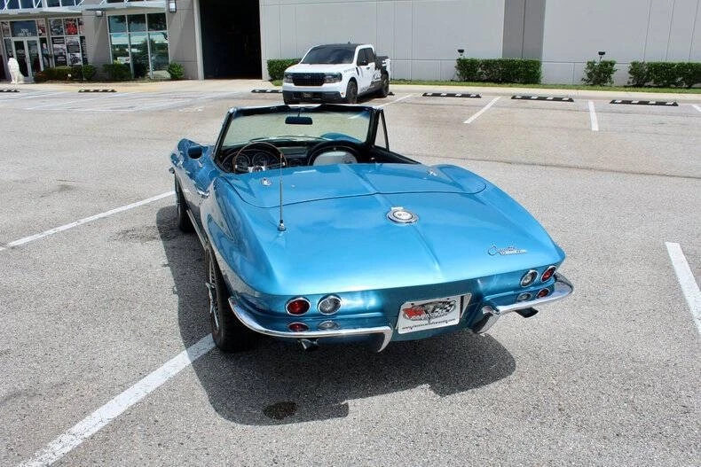 1965 Chevrolet Corvette C2 - Image 25 of 31