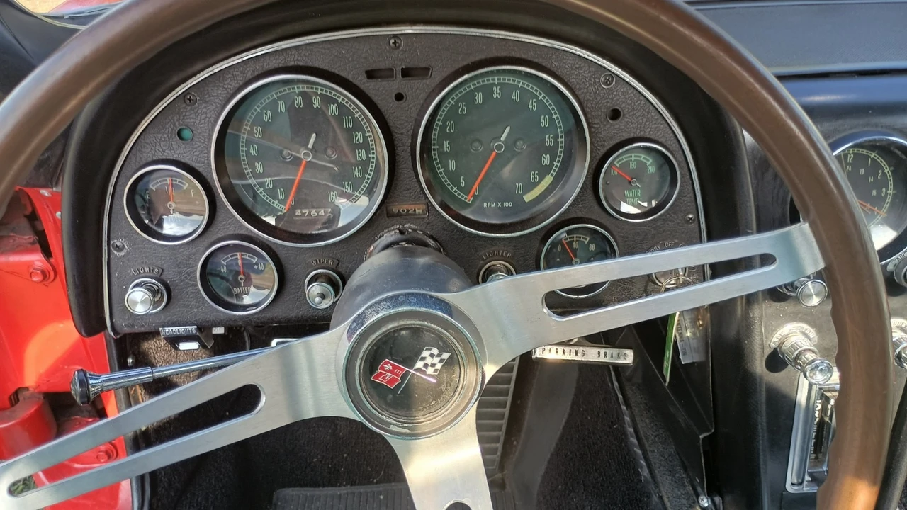 1965 Chevrolet Corvette C2 - Image 7 of 21