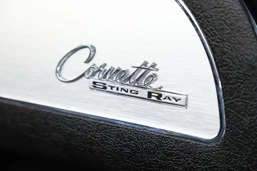 1965 Chevrolet Corvette C2 - Image 29 of 31