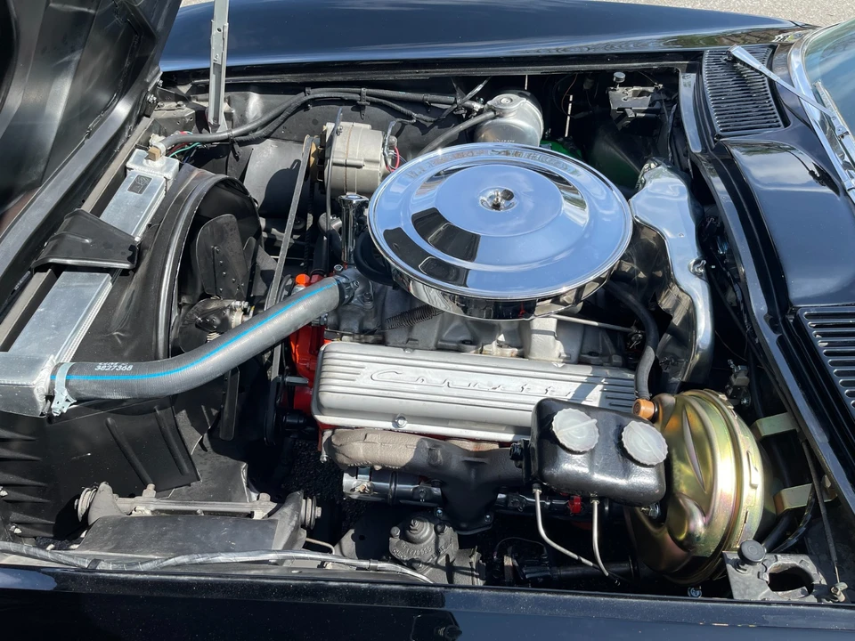 1965 Chevrolet Corvette C2 - Image 16 of 31
