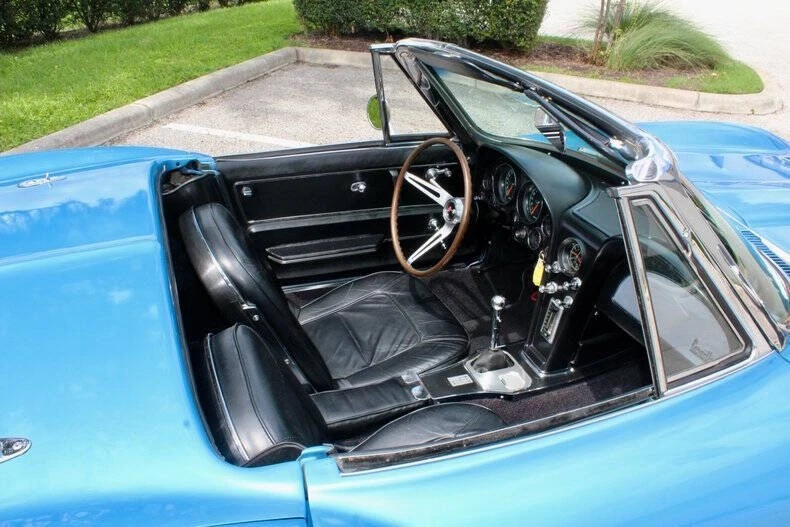 1965 Chevrolet Corvette C2 - Image 28 of 31