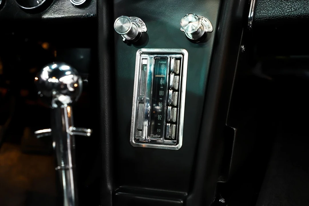1965 Chevrolet Corvette C2 - Image 29 of 31