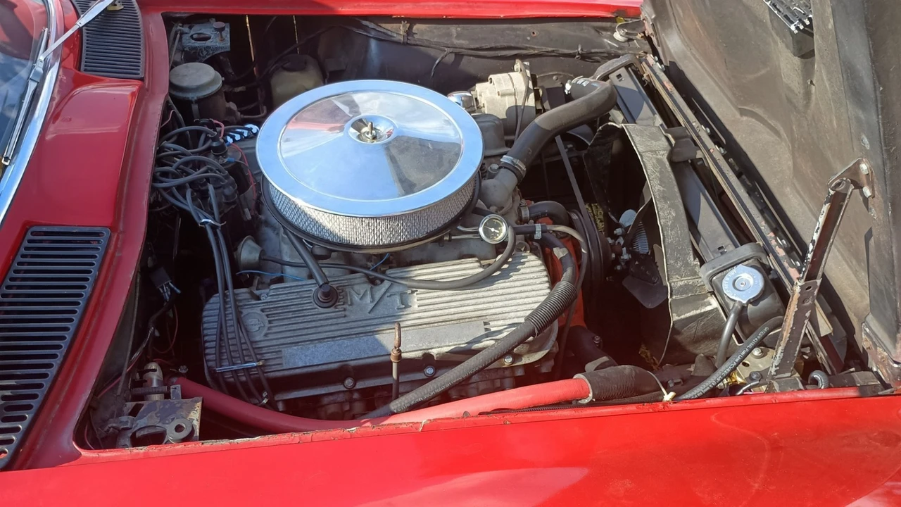 1965 Chevrolet Corvette C2 - Image 6 of 21