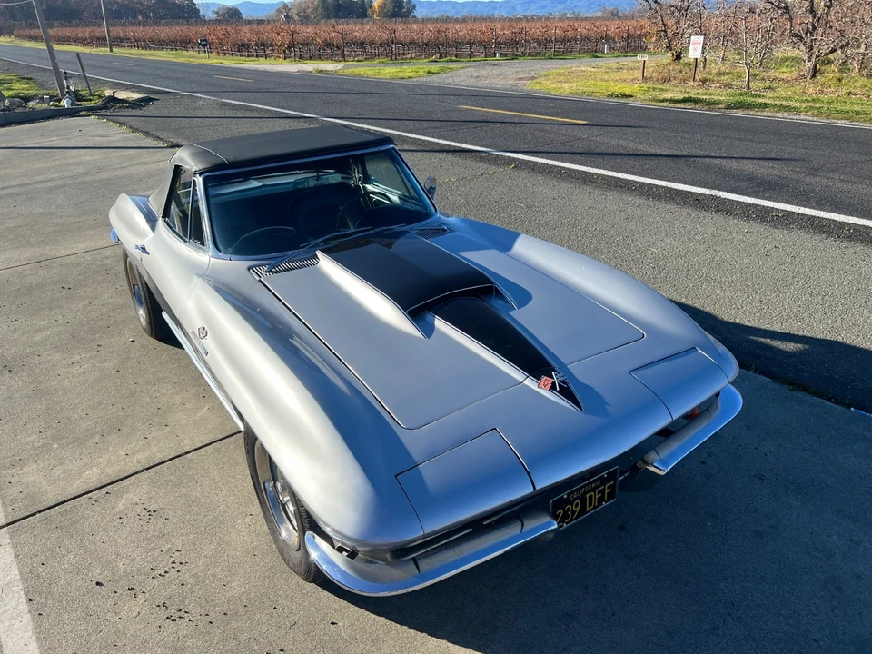1965 Chevrolet Corvette C2 - Image 2 of 21