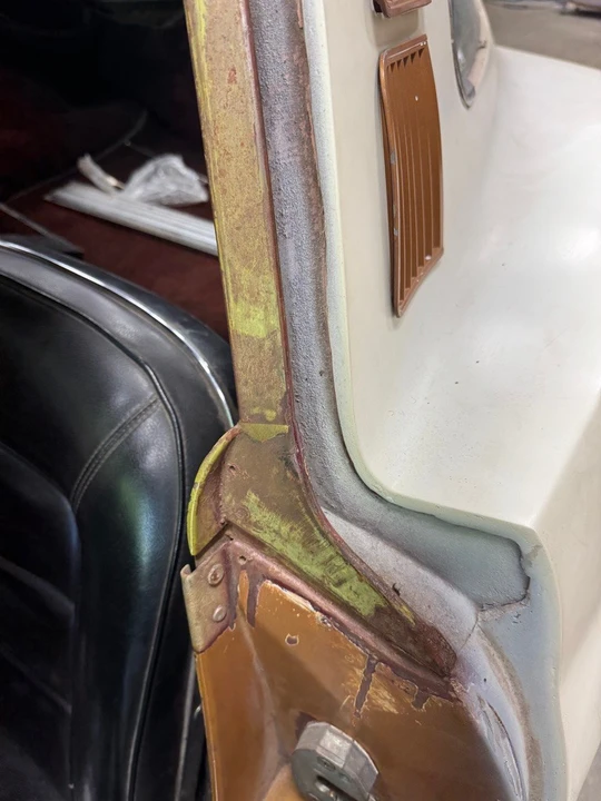 1965 Chevrolet Corvette C2 - Image 23 of 31