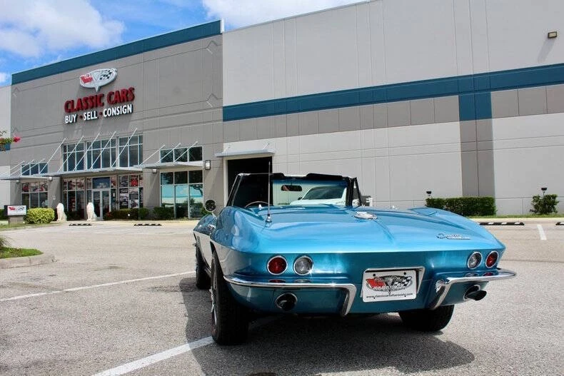 1965 Chevrolet Corvette C2 - Image 11 of 31