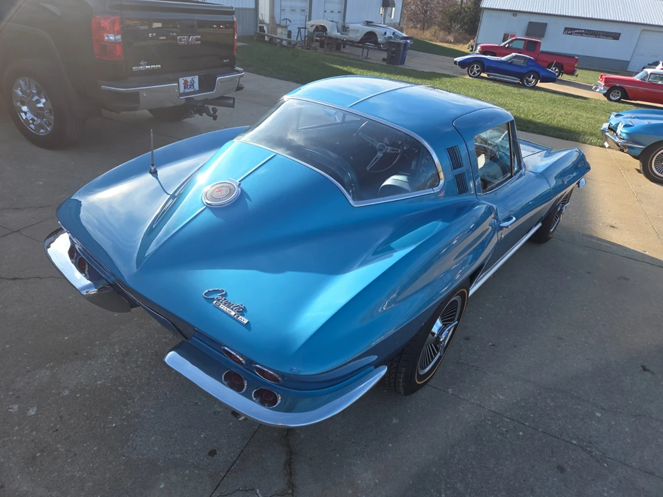 1965 Chevrolet Corvette C2 - Image 12 of 21