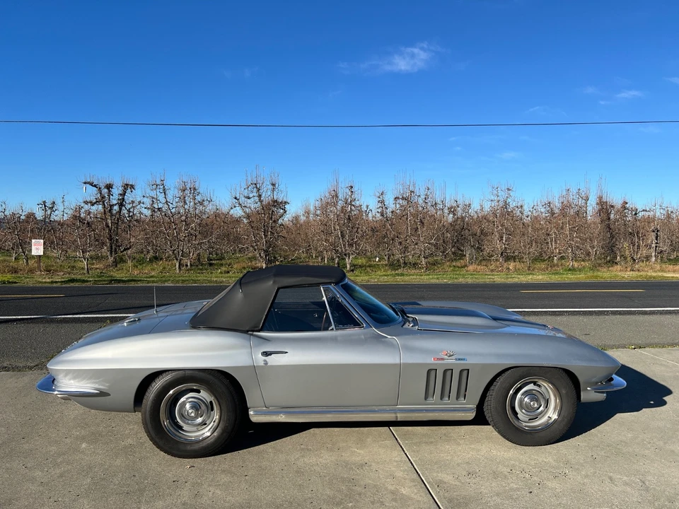 1965 Chevrolet Corvette C2 - Image 8 of 21