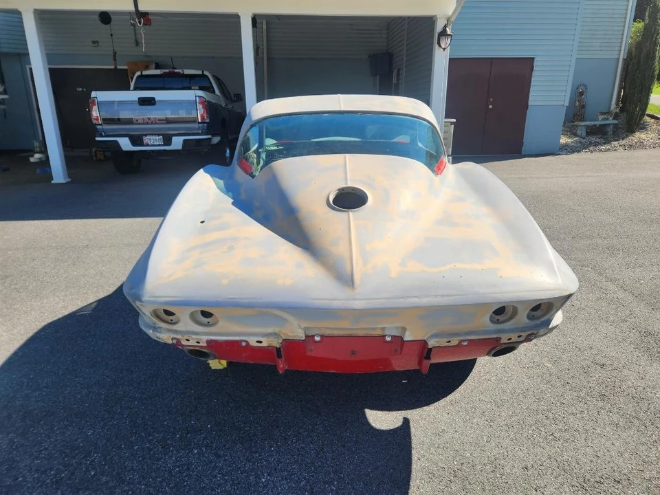 1965 Chevrolet Corvette C2 - Image 2 of 19