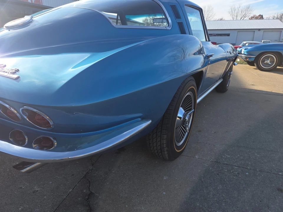 1965 Chevrolet Corvette C2 - Image 13 of 21