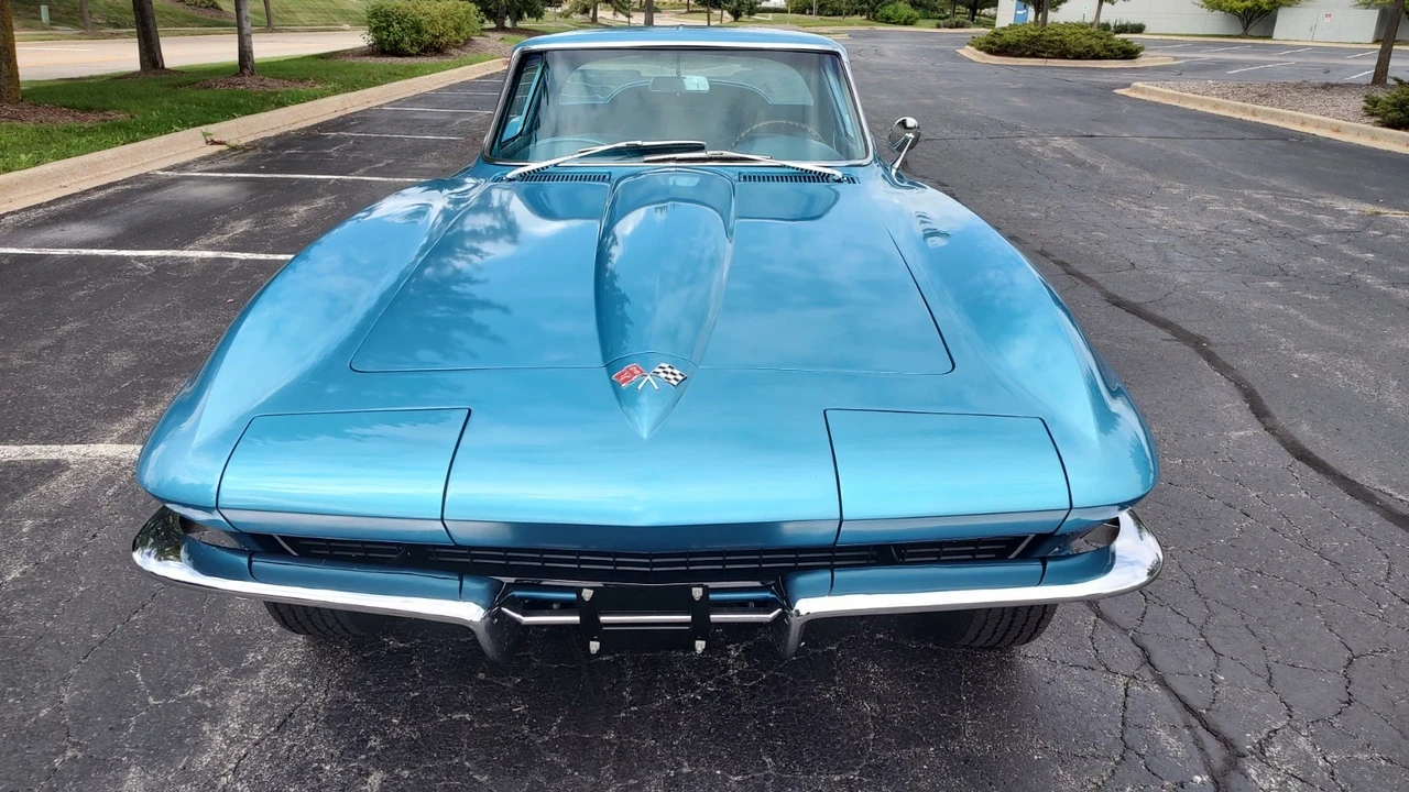 1965 Chevrolet Corvette C2 - Image 3 of 21