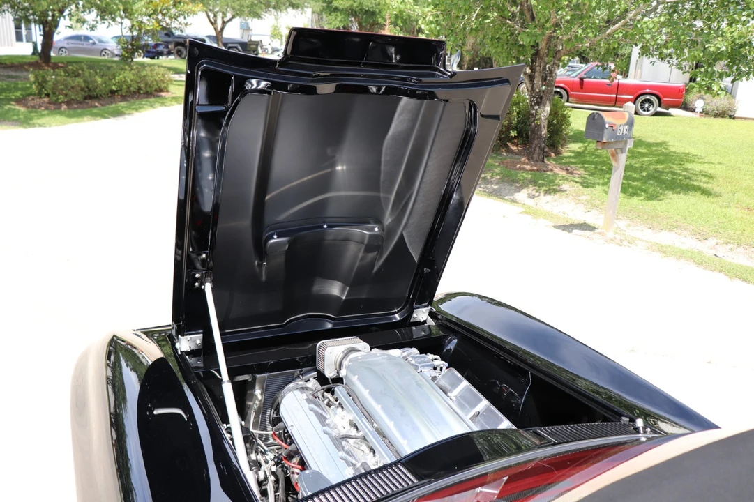 1965 Chevrolet Corvette C2 - Image 16 of 31