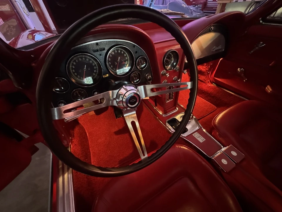 1965 Chevrolet Corvette C2 - Image 13 of 21