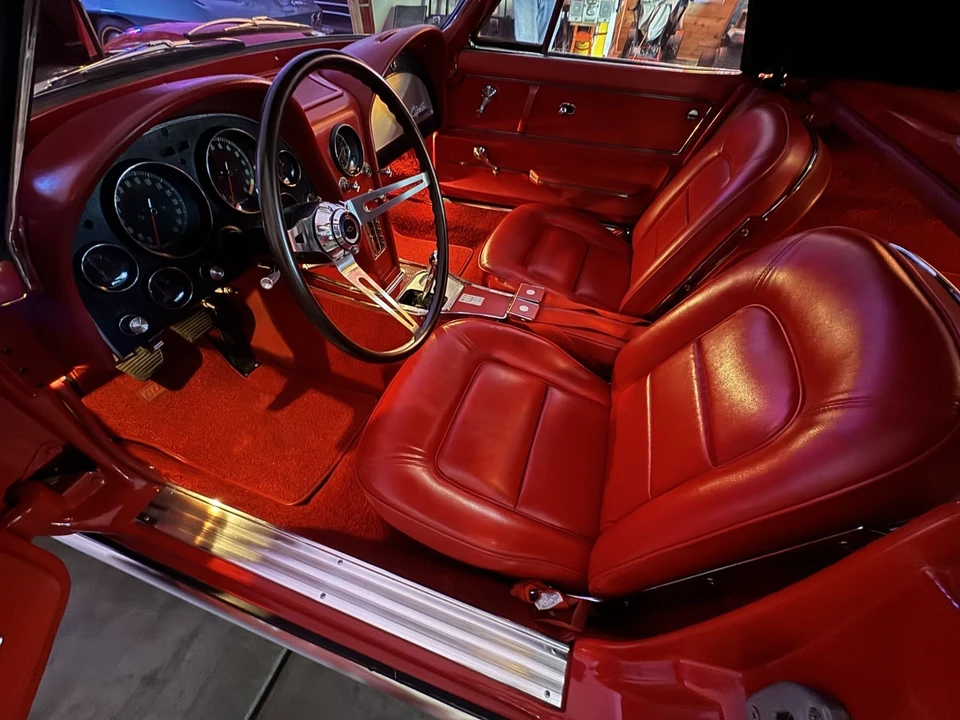 1965 Chevrolet Corvette C2 - Image 11 of 21