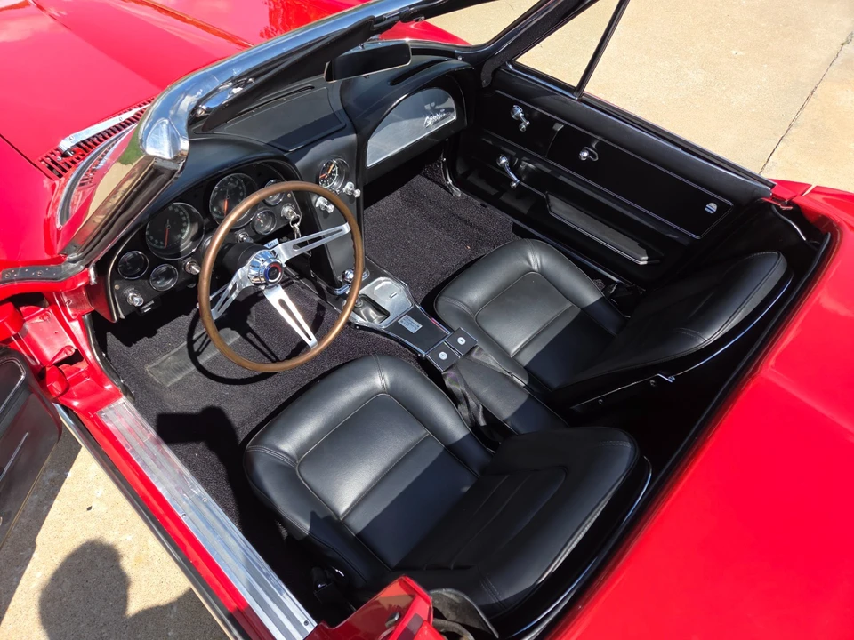 1965 Chevrolet Corvette C2 - Image 20 of 31