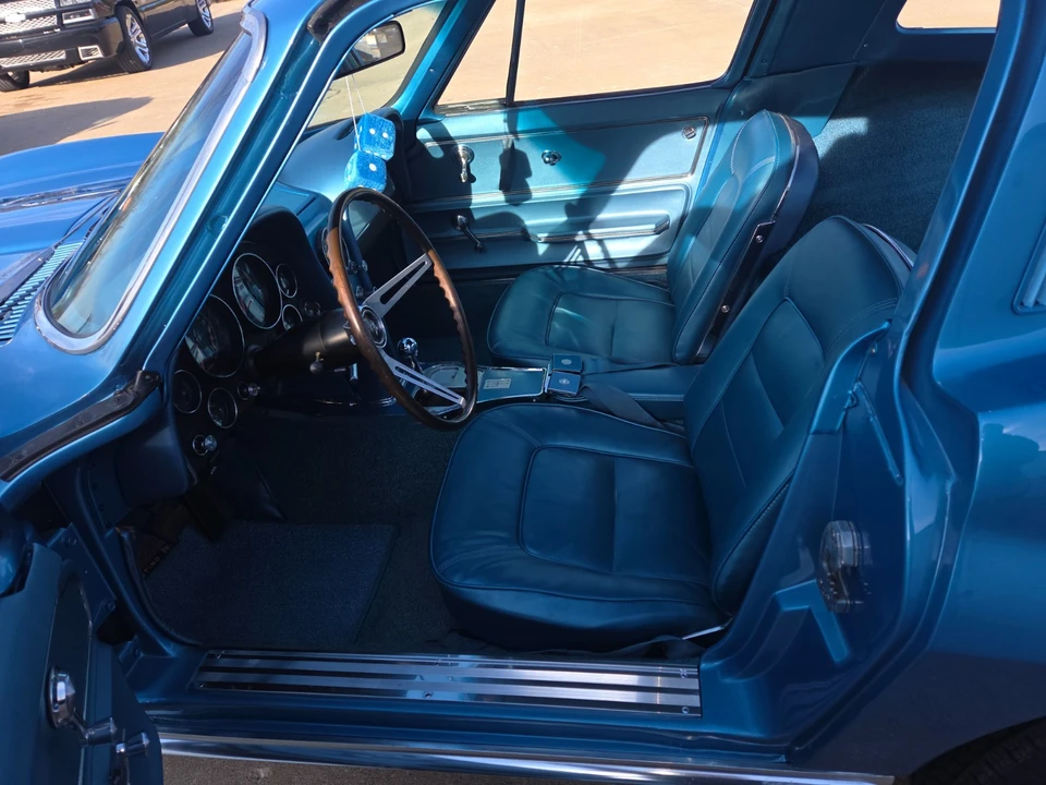1965 Chevrolet Corvette C2 - Image 20 of 21