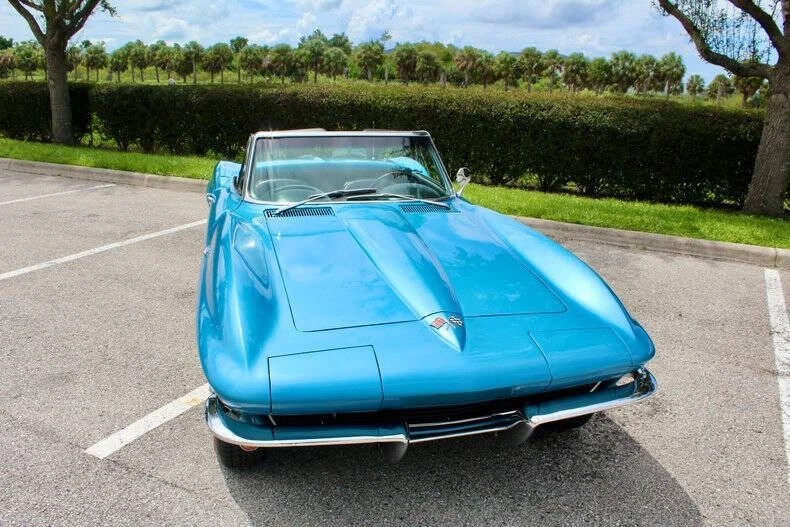 1965 Chevrolet Corvette C2 - Image 19 of 31