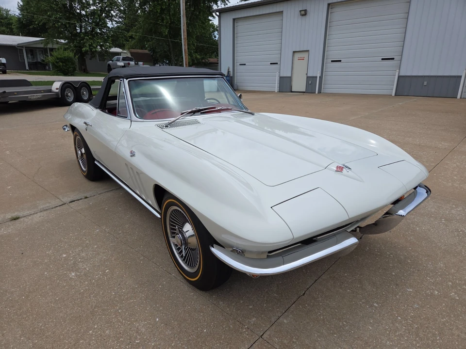 1965 Chevrolet Corvette C2 - Image 6 of 31