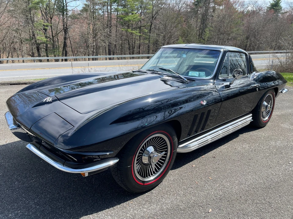 1965 Chevrolet Corvette C2 - Image 6 of 31