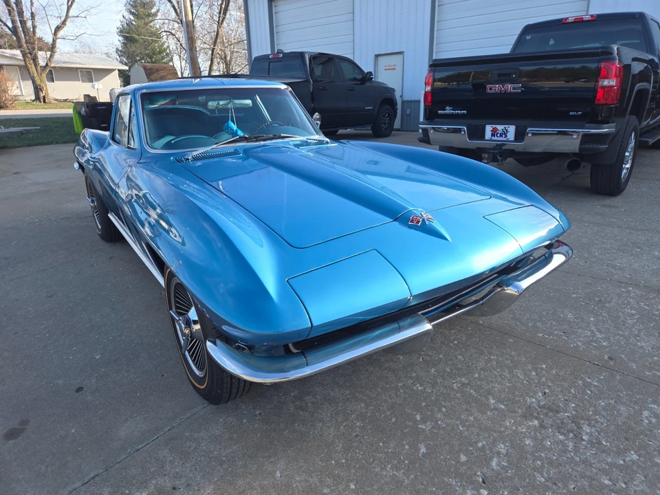1965 Chevrolet Corvette C2 - Image 6 of 21