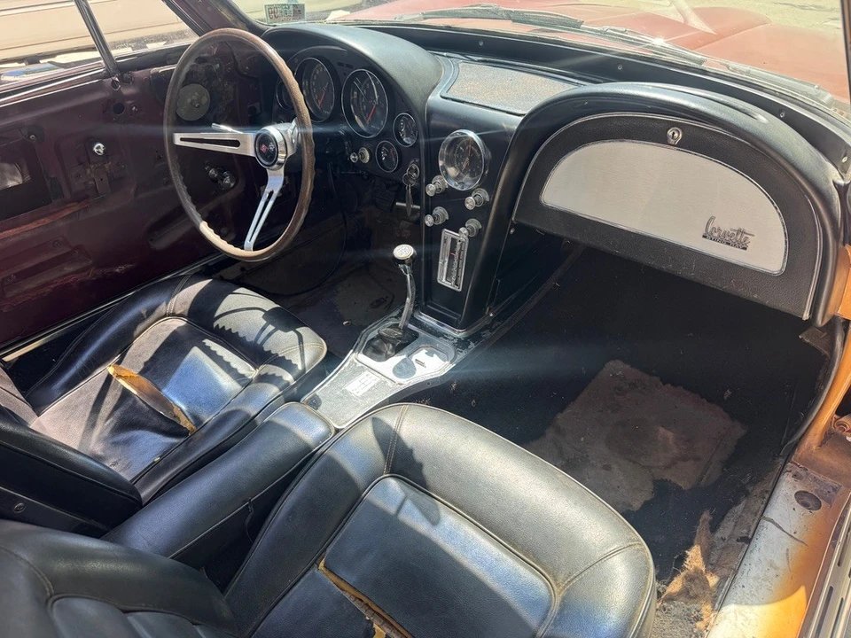 1965 Chevrolet Corvette C2 - Image 11 of 31