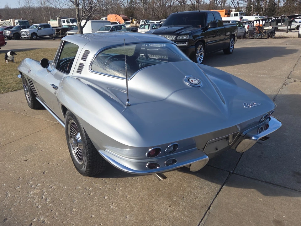 1965 Chevrolet Corvette C2 - Image 12 of 21