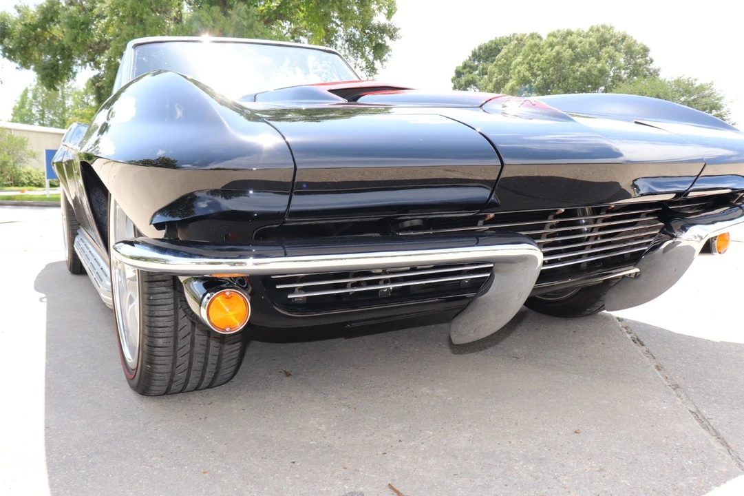 1965 Chevrolet Corvette C2 - Image 26 of 31