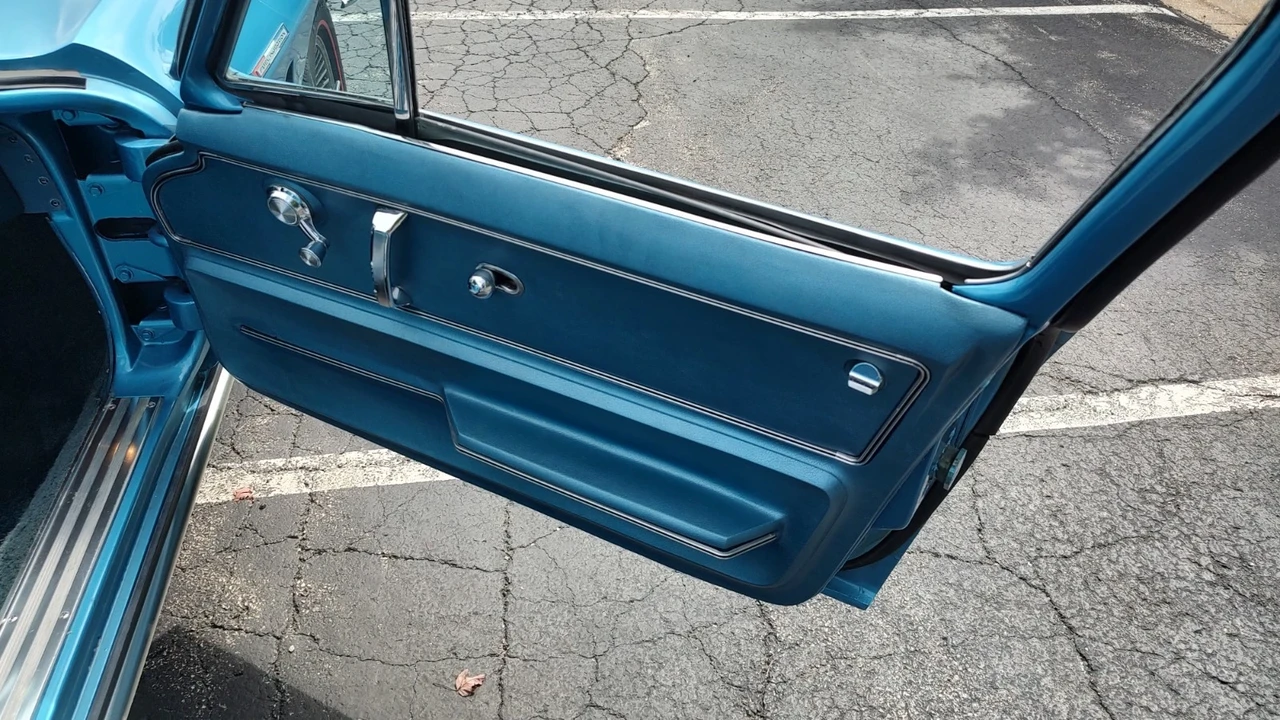 1965 Chevrolet Corvette C2 - Image 19 of 21
