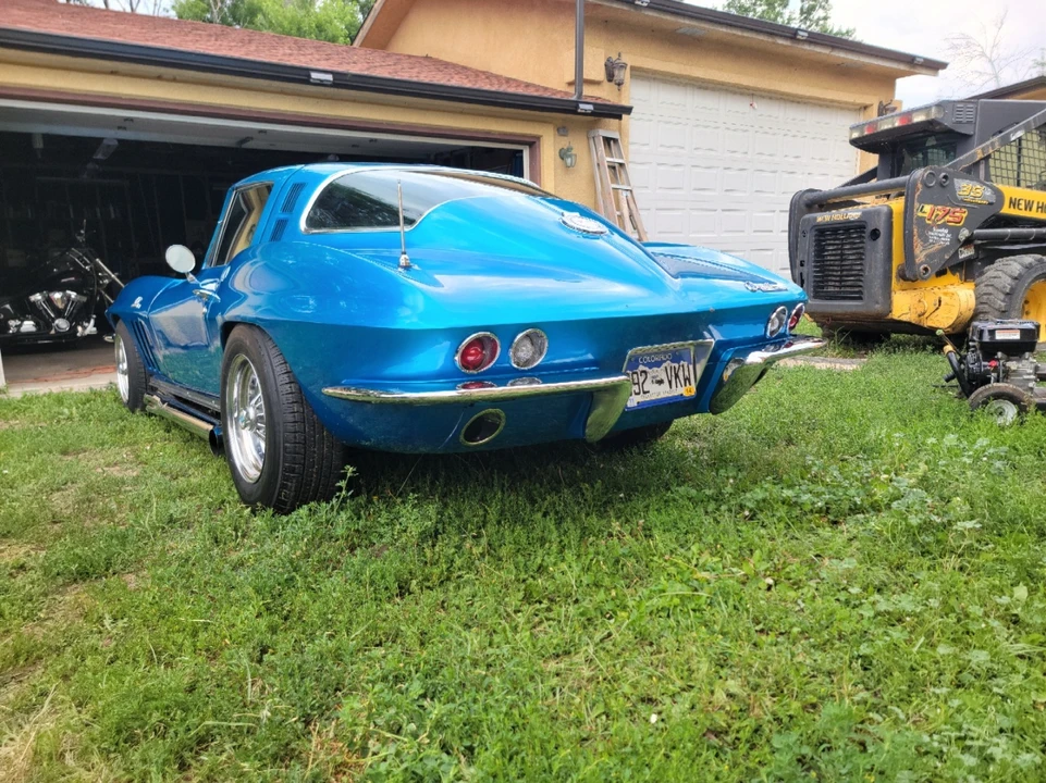 1965 Chevrolet Corvette C2 - Image 8 of 31