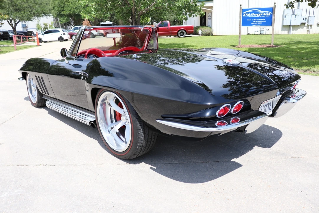 1965 Chevrolet Corvette C2 - Image 4 of 31