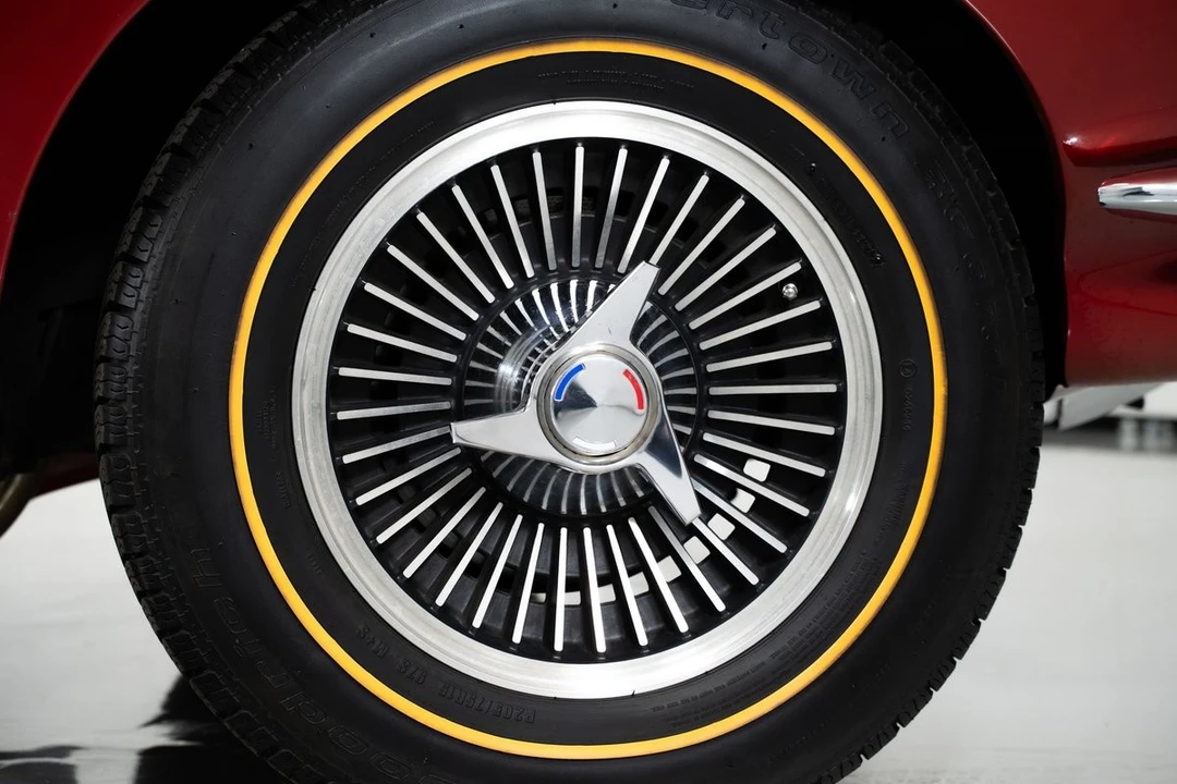 1965 Chevrolet Corvette C2 - Image 14 of 21