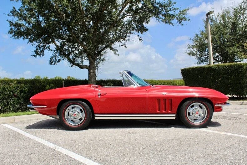1965 Chevrolet Corvette C2 - Image 2 of 12