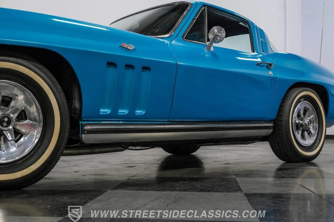 1965 Chevrolet Corvette C2 - Image 20 of 21