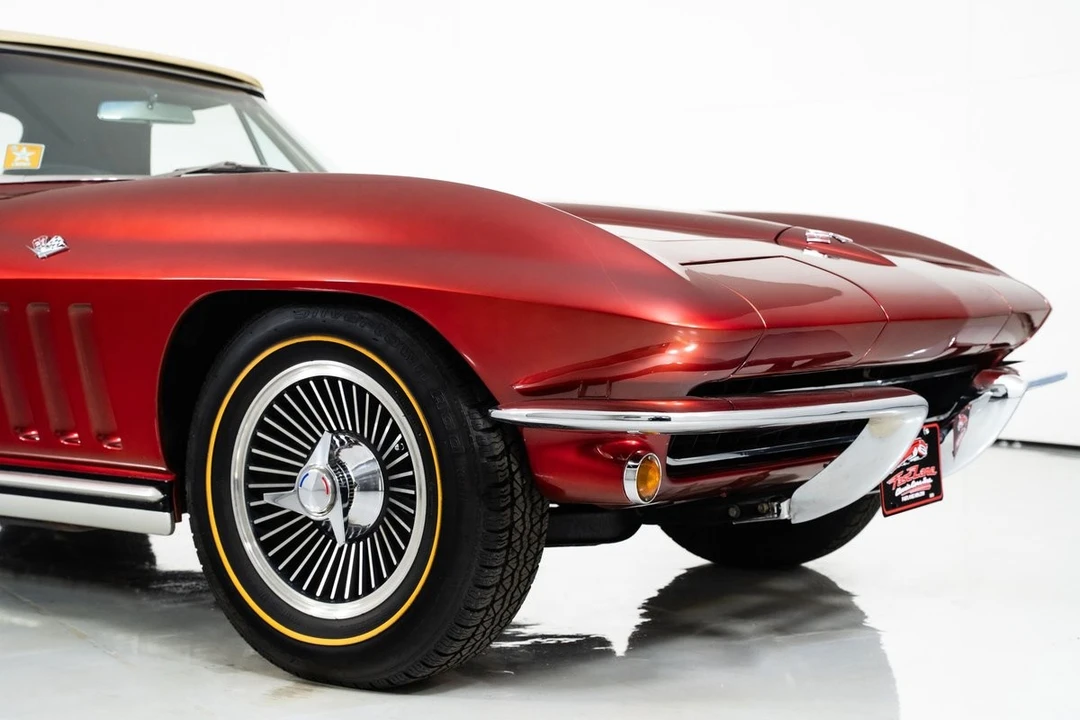 1965 Chevrolet Corvette C2 - Image 16 of 21