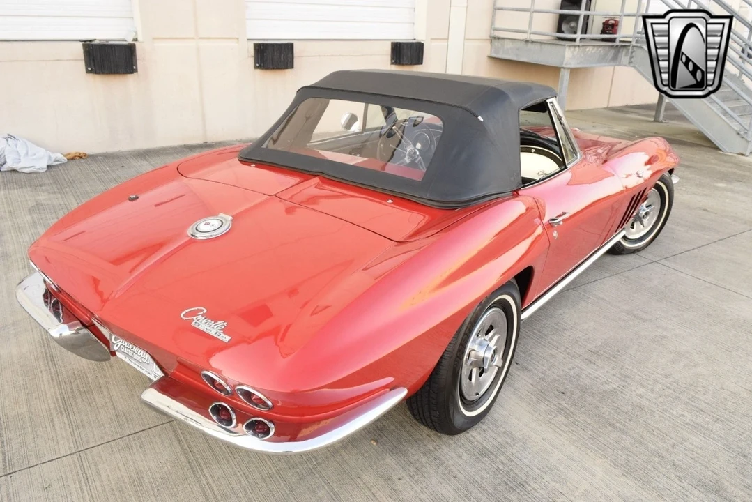 1965 Chevrolet Corvette C2 - Image 13 of 21