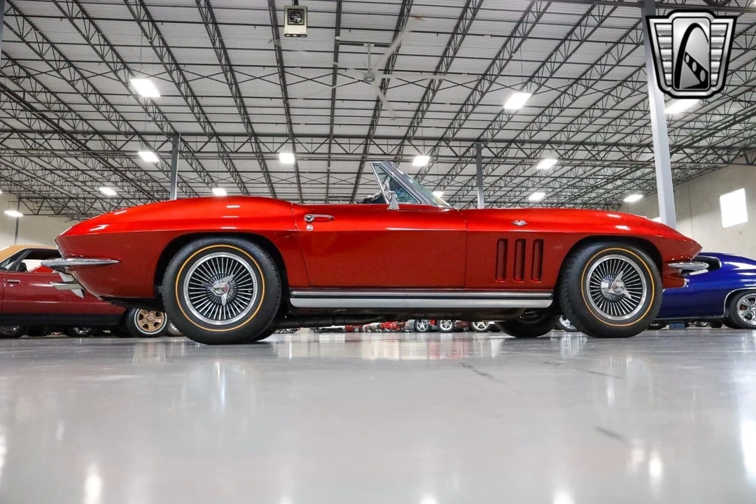 1965 Chevrolet Corvette C2 - Image 9 of 12