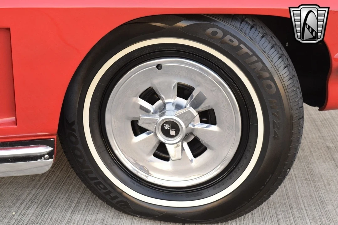 1965 Chevrolet Corvette C2 - Image 15 of 21