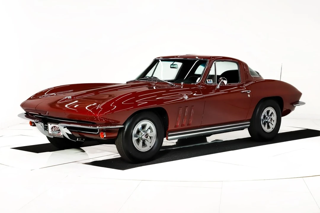 1965 Chevrolet Corvette C2 - Image 23 of 31