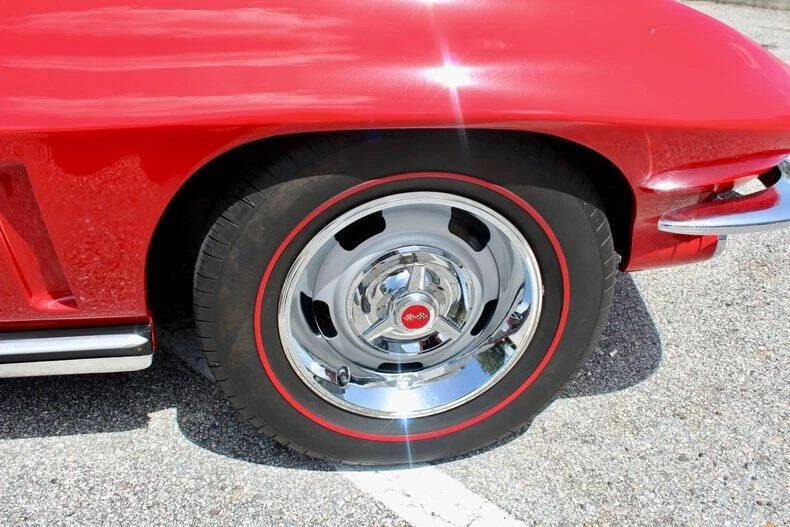 1965 Chevrolet Corvette C2 - Image 30 of 31