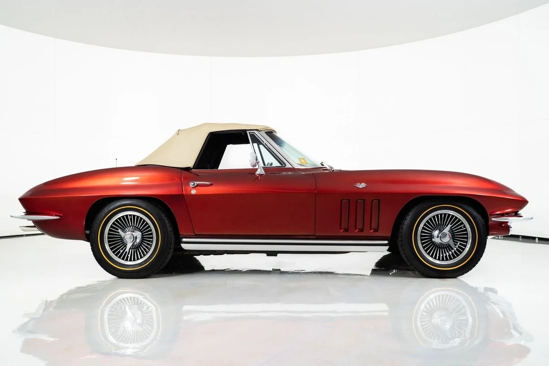 1965 Chevrolet Corvette C2 - Image 12 of 12