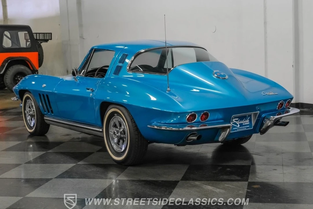 1965 Chevrolet Corvette C2 - Image 9 of 12