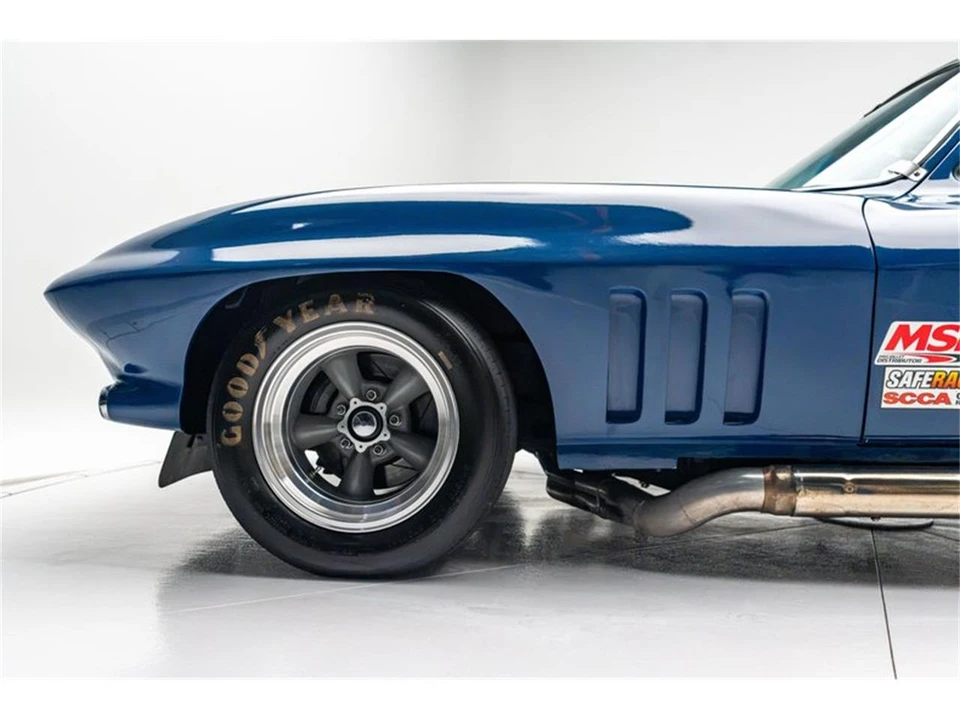1965 Chevrolet Corvette C2 - Image 31 of 31