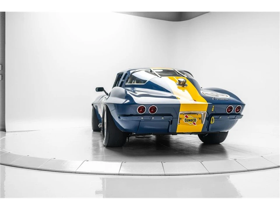 1965 Chevrolet Corvette C2 - Image 7 of 31