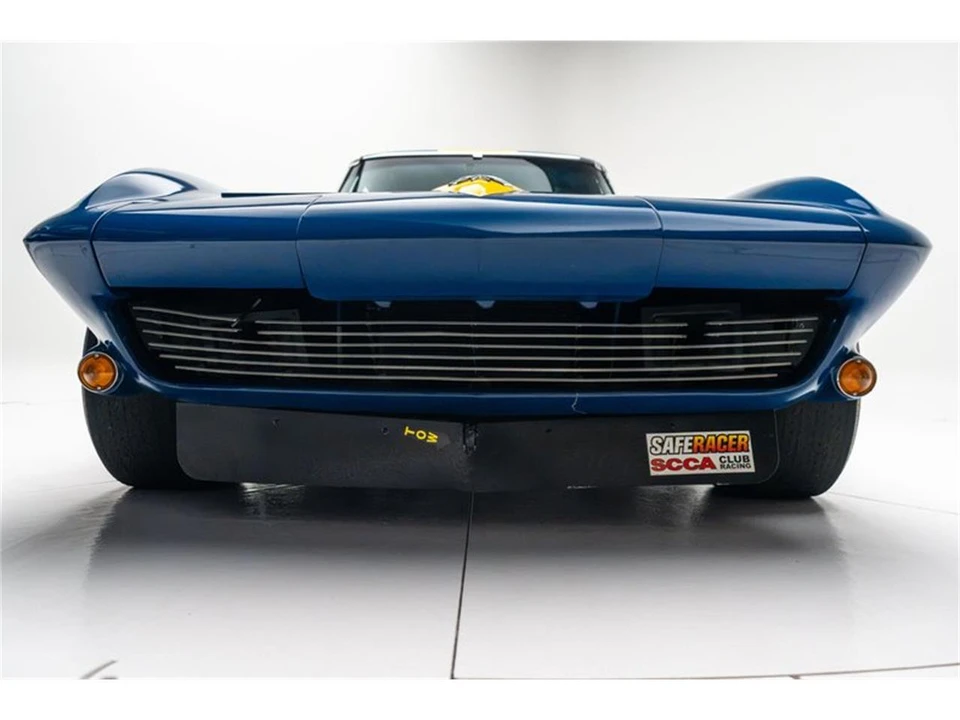 1965 Chevrolet Corvette C2 - Image 17 of 31